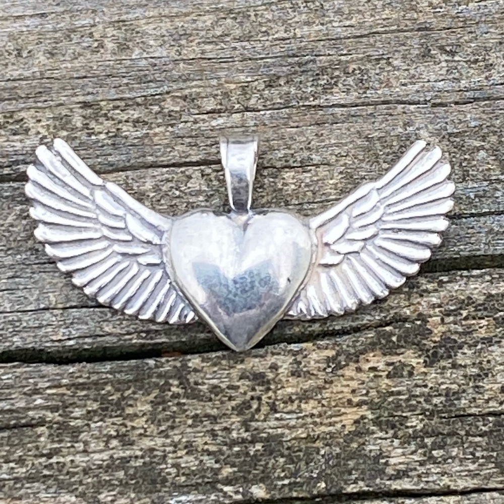 Winged Heart Pendant .925 Sterling Silver made in USA Doorway to the Soul - Picture 5 of 13